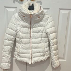 Zara White Puffer Jacket for Women